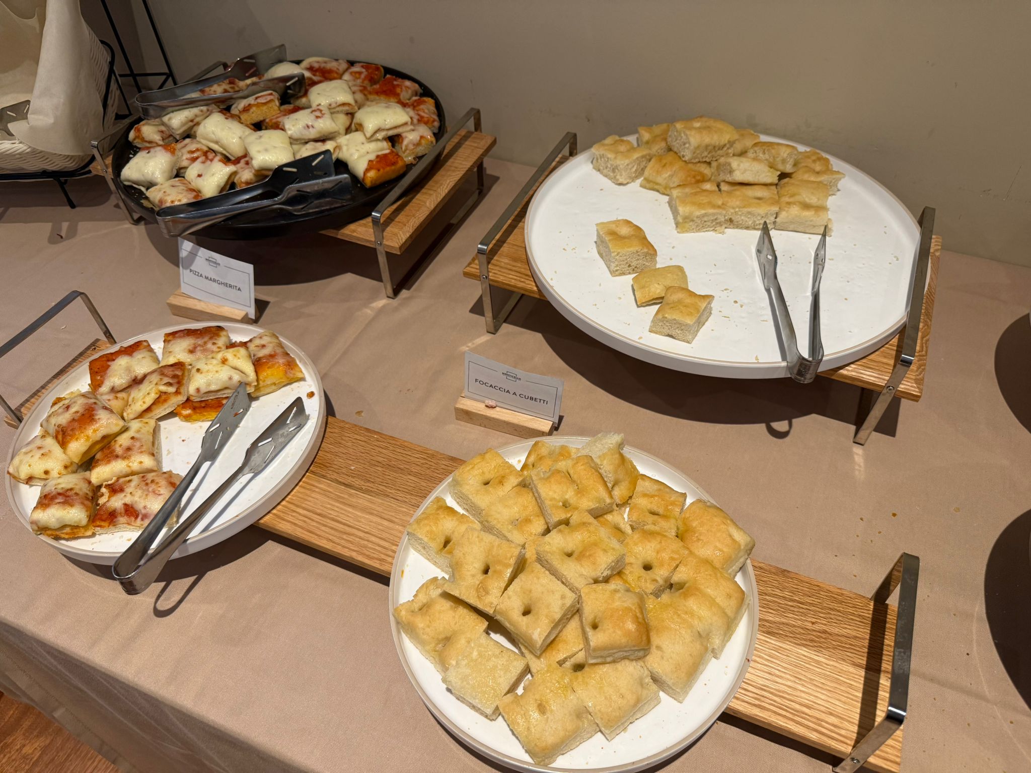 Senza dimenticare pizzette e focaccine.