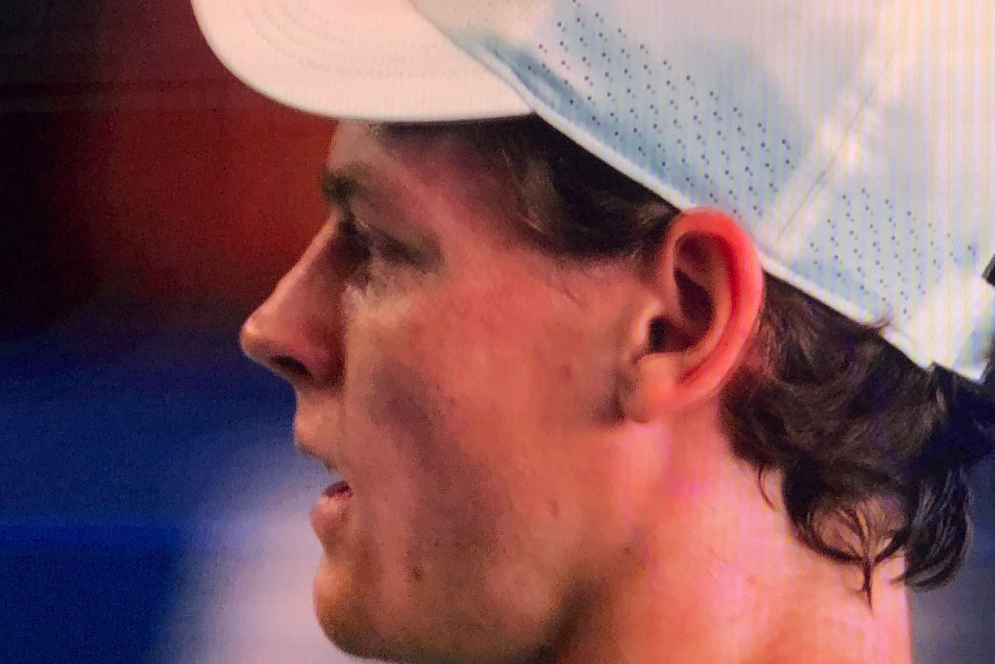 A pranzo pasta o riso integrale, carne bianca e pesce di secondo.