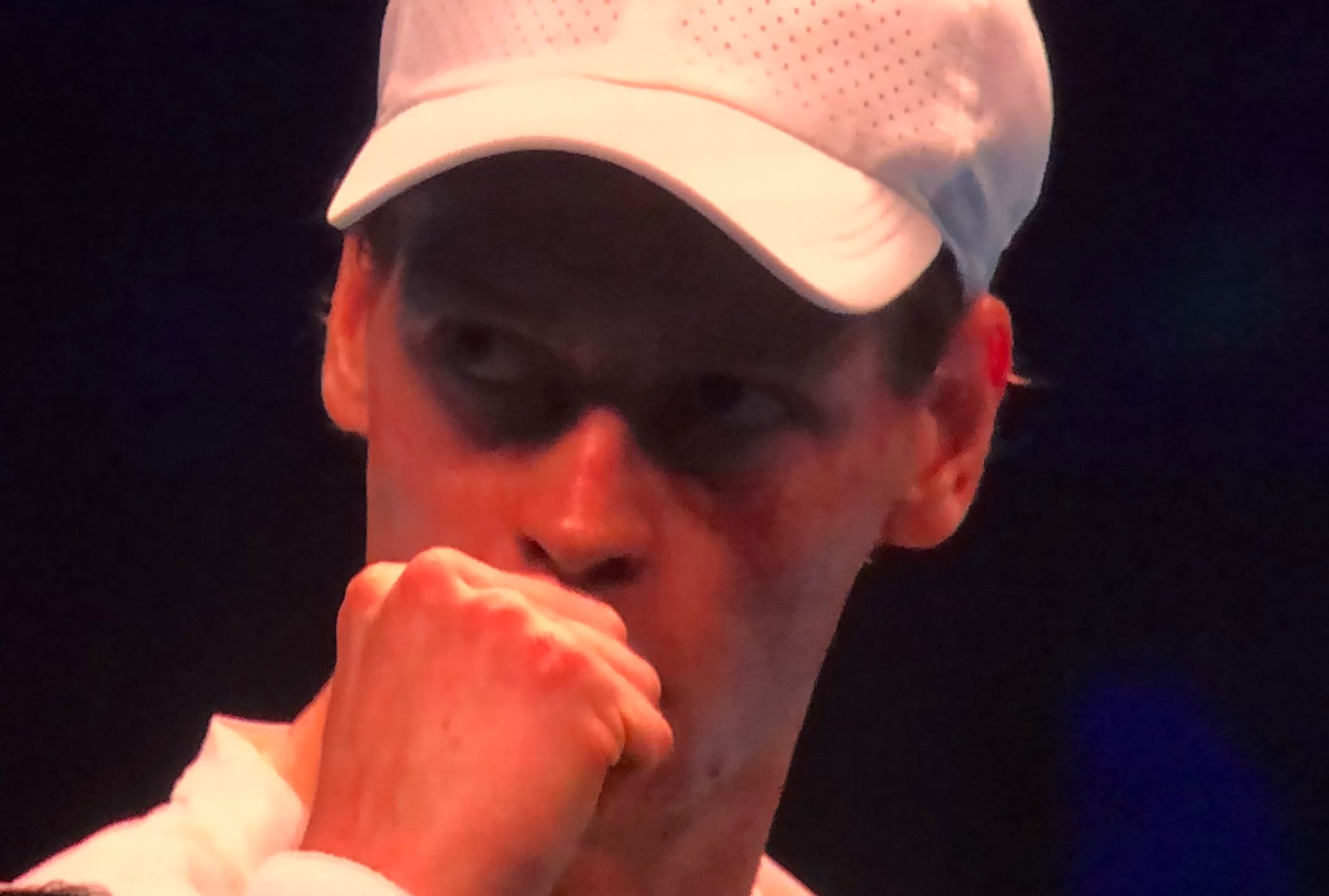 Sinner va ghiotto anche del succo di cetriolini sottaceto, ricco di potassio.