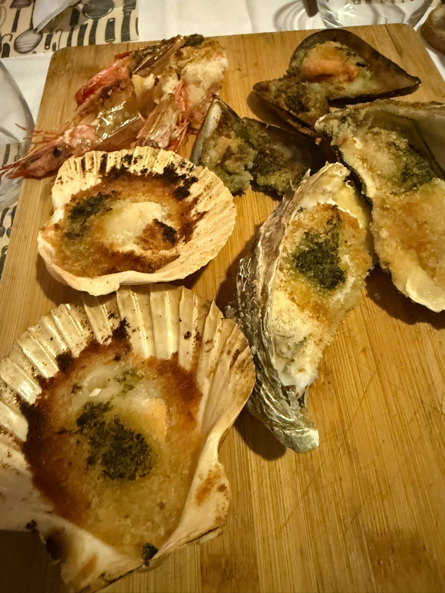 Tra cozze, gamberi e ostriche.