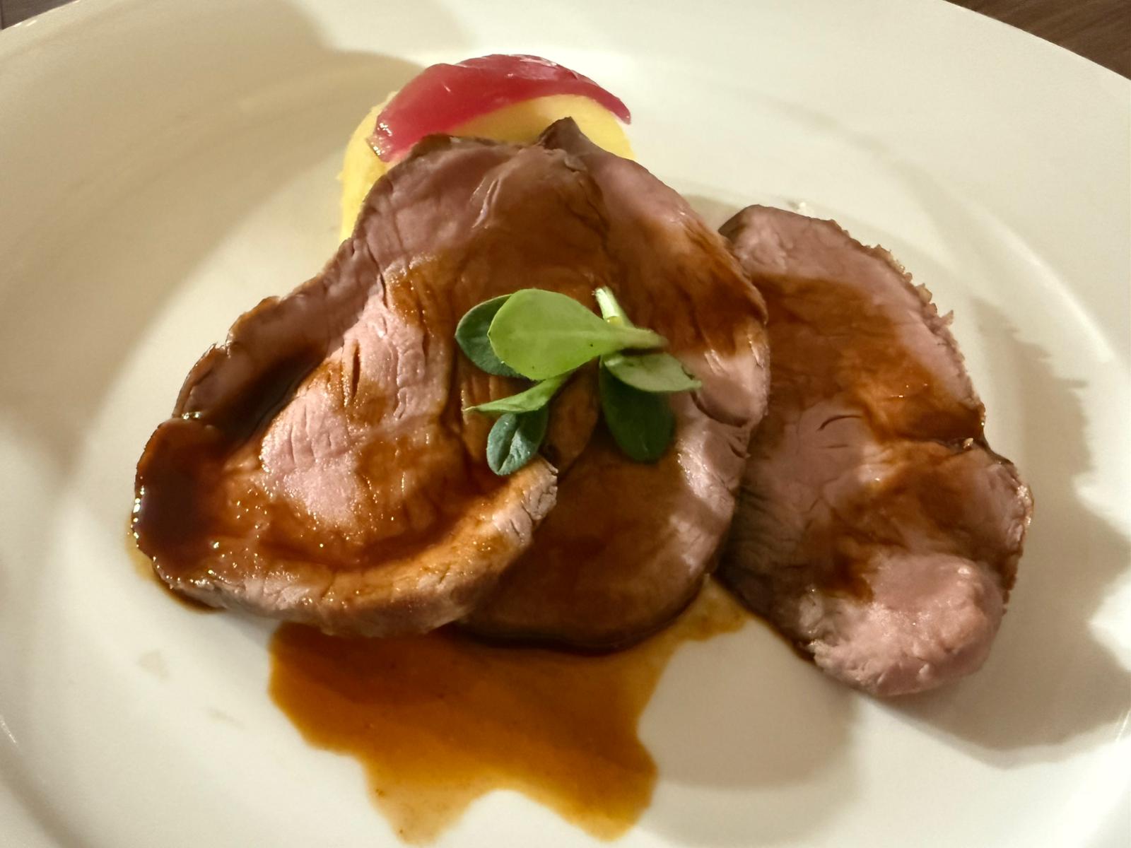 Già la sera durante la cena di gala sono stati mangiati piatti di alto livello.