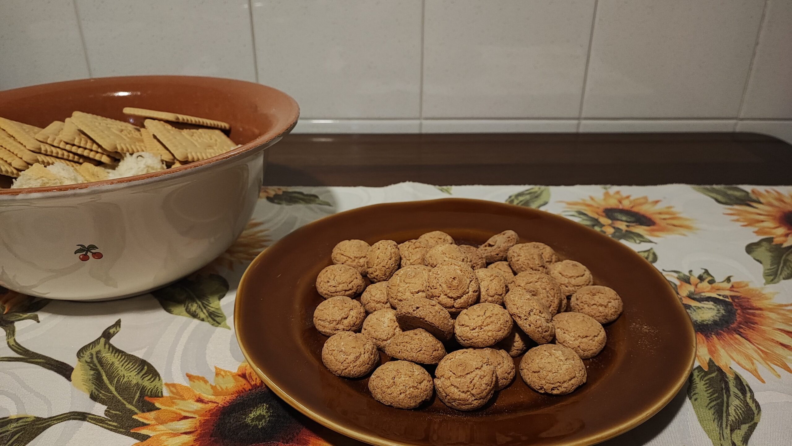 Sfornare e lasciar raffreddare.