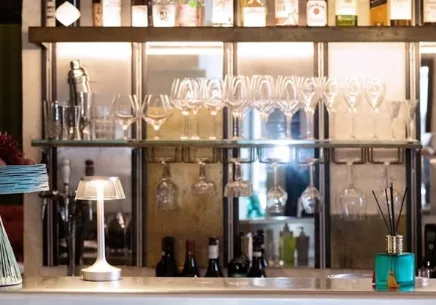 Cuoco e pioniere della ristorazione italiana, con la moglie Nadia Giuntoli, scomparsa nel 2012, aveva creato uno dei ristoranti più iconici di Milano.