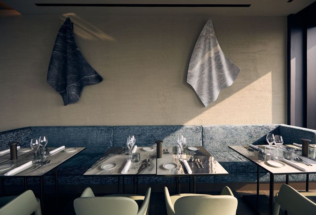 Alla carta si affiancano due menù degustazione. Uno dedicato ai “Classici” dello chef - un percorso di quattro portate tra i signature dishes dello chef, come Uovo o Provola?, Genovese Napoletana 360° e Pastiera cruda, concepito come omaggio alle radici e alla tradizione - e, novità assoluta dell’autunno, “Viandante sul Mare di Nebbia”, ispirato all’omonima opera di Caspar David Friedrich