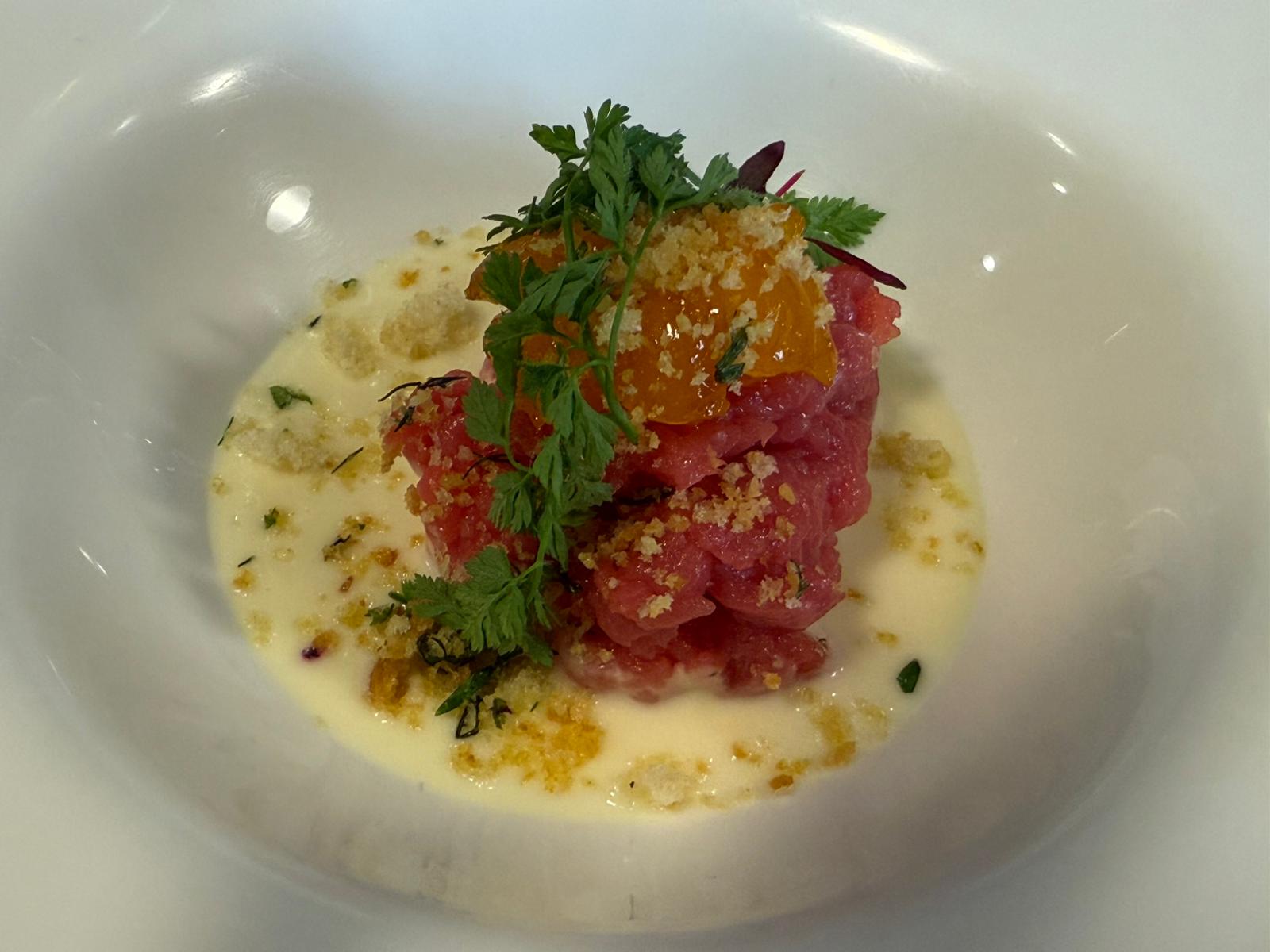 Mantello biondo chiaro (da cui il nome “Blonde”).