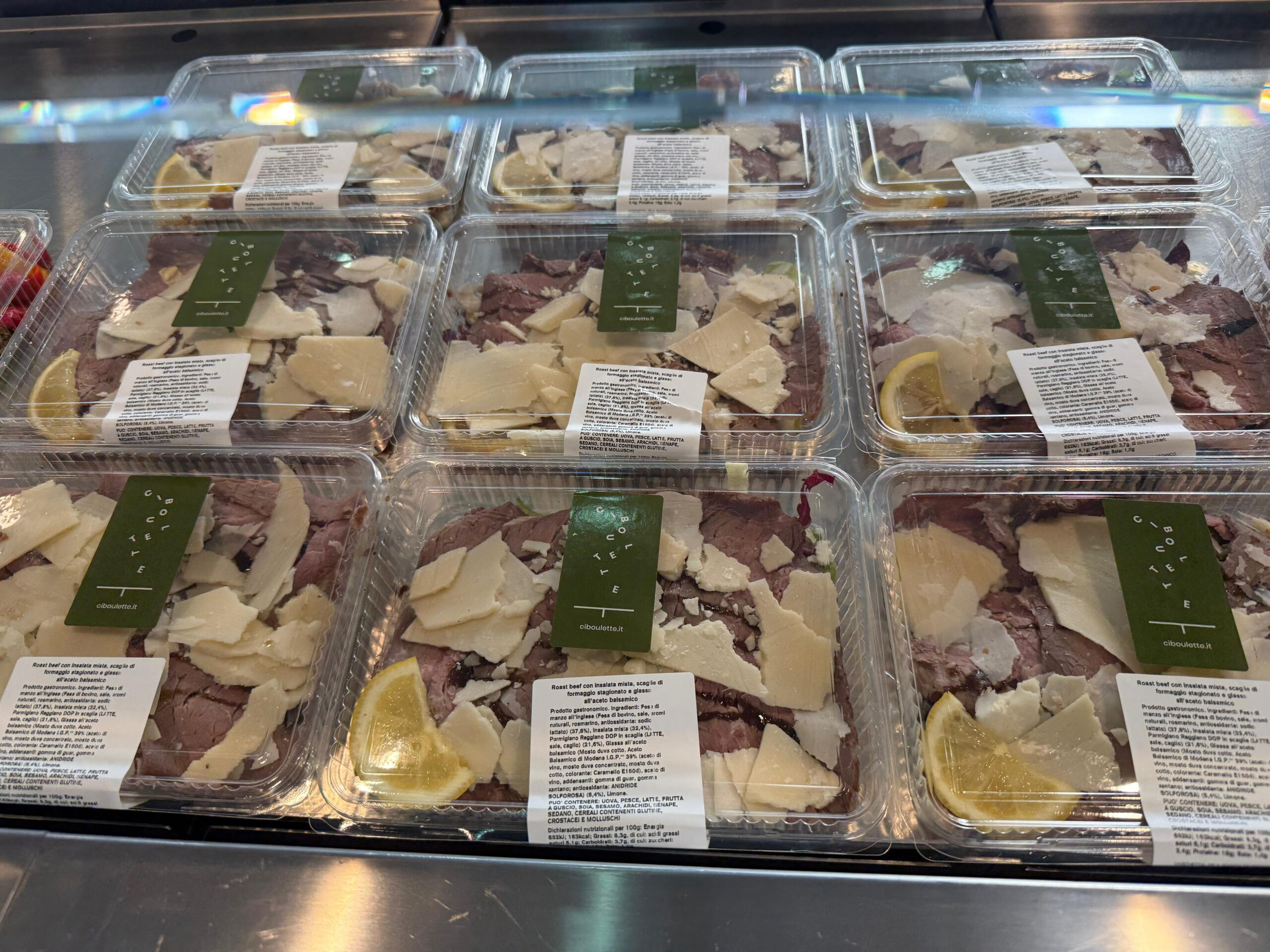 Nei ristoranti si trova di tutto.