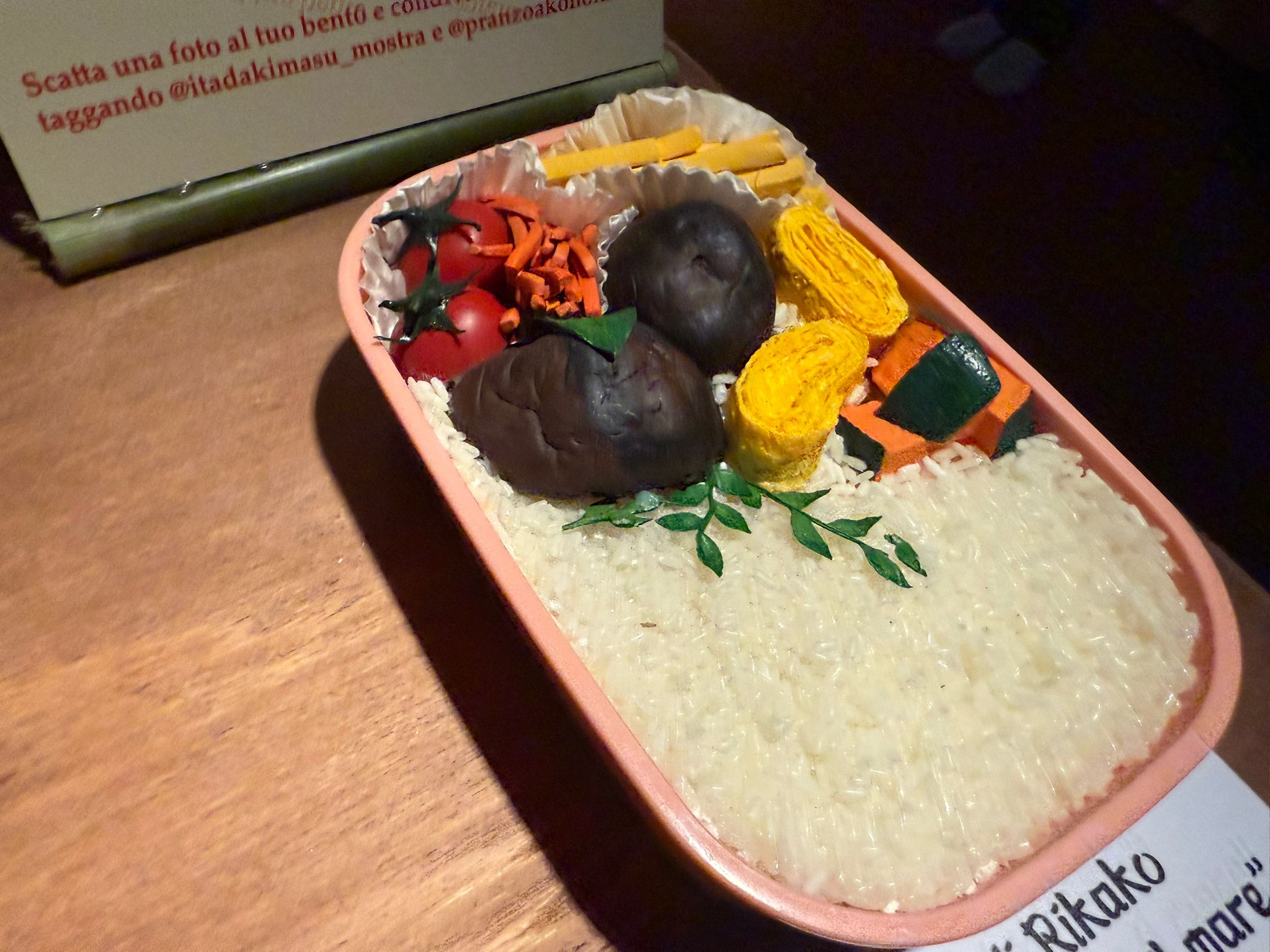 In Giappone il cibo non è semplicemente un pasto, ma un rifugio dell’anima, una fonte di crescita personale e di connessione umana.