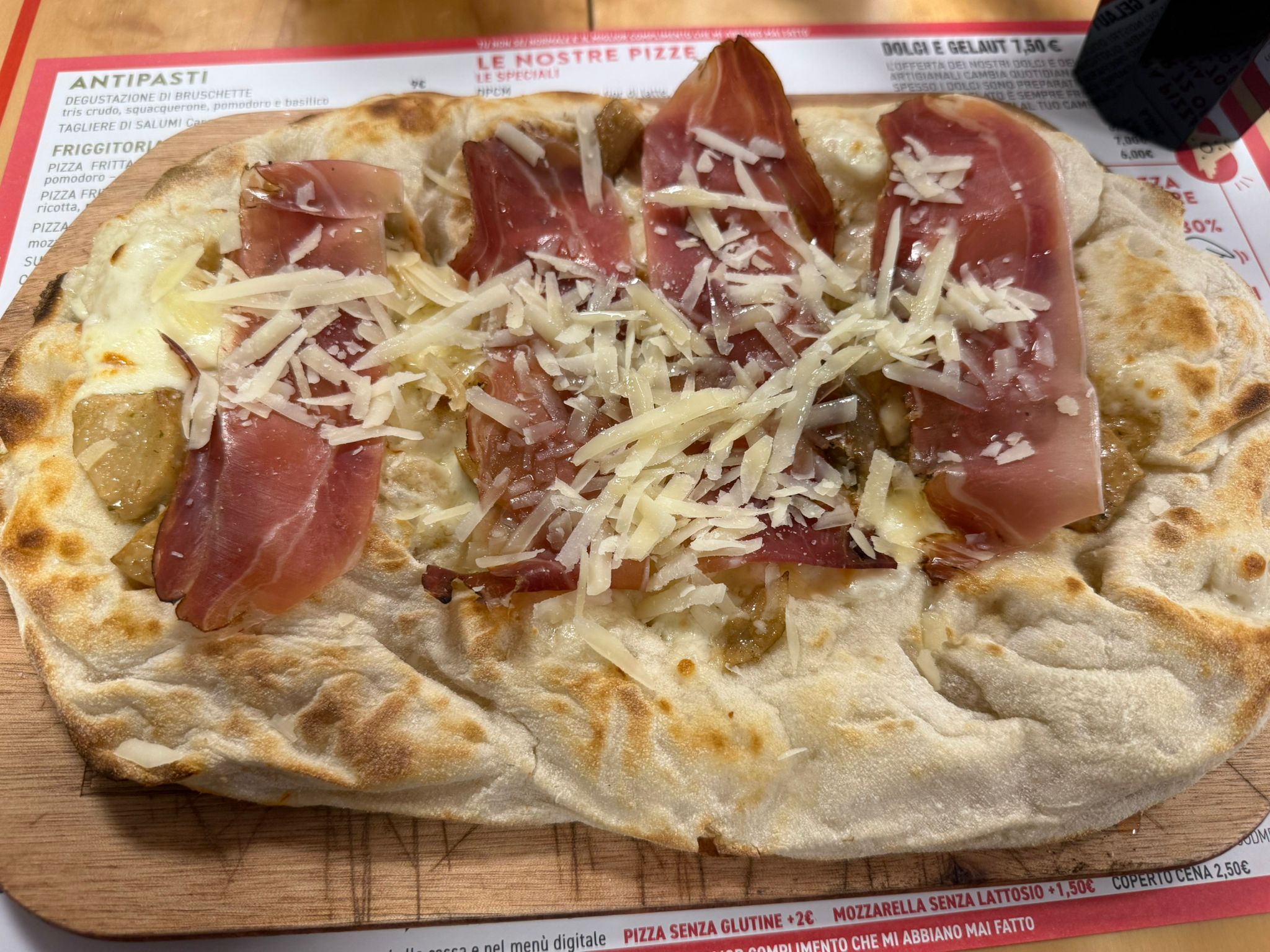 PizzAut promuove anche l’autonomia abitativa tramite delle “Palestre di Autonomia Abitativa”, per aiutare ragazzi e ragazze autistici a vivere in modo autonomo. 